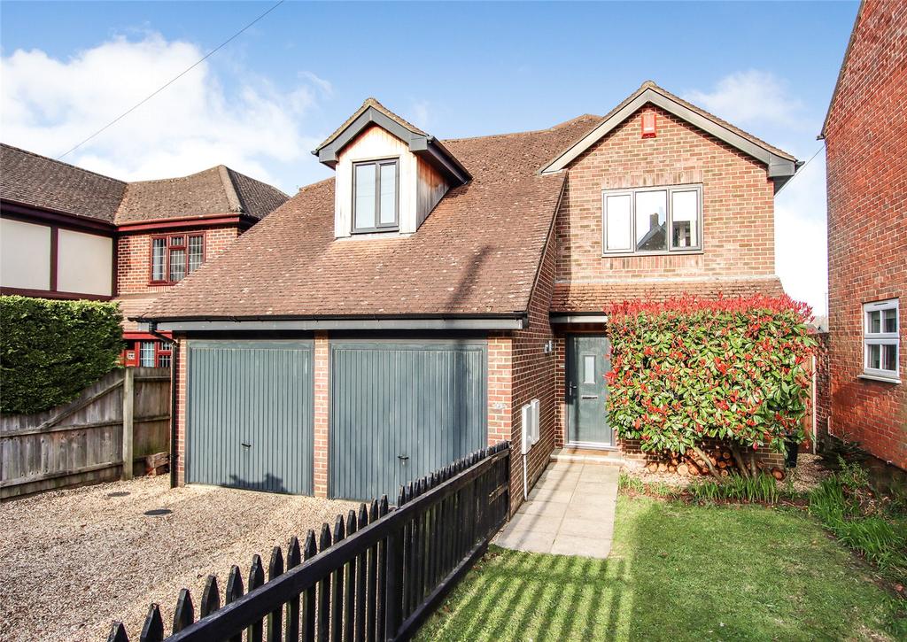 Lower Buckland Road, Lymington, Hampshire, SO41 4 bed detached house
