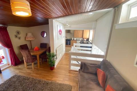 89p Allanfauld Road, Cumbernauld, Glasgow, G67 1EZ