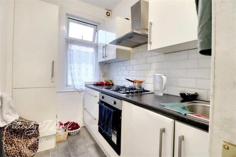 1 bedroom flat to rent, Kitchener Road, E7