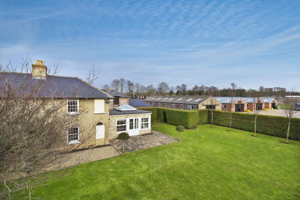 Snailwell Road, Newmarket CB8 5 bed equestrian property for sale £