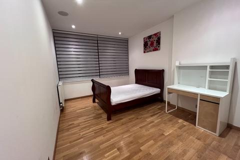 2 bedroom flat to rent, York Street, City Centre, Glasgow, G2