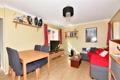 15 Goudhurst Close, Canterbury, CT2 7TU