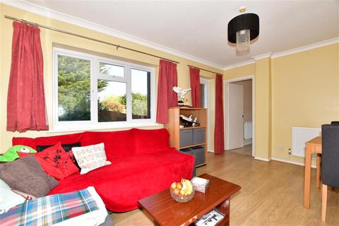 15 Goudhurst Close, Canterbury, CT2 7TU