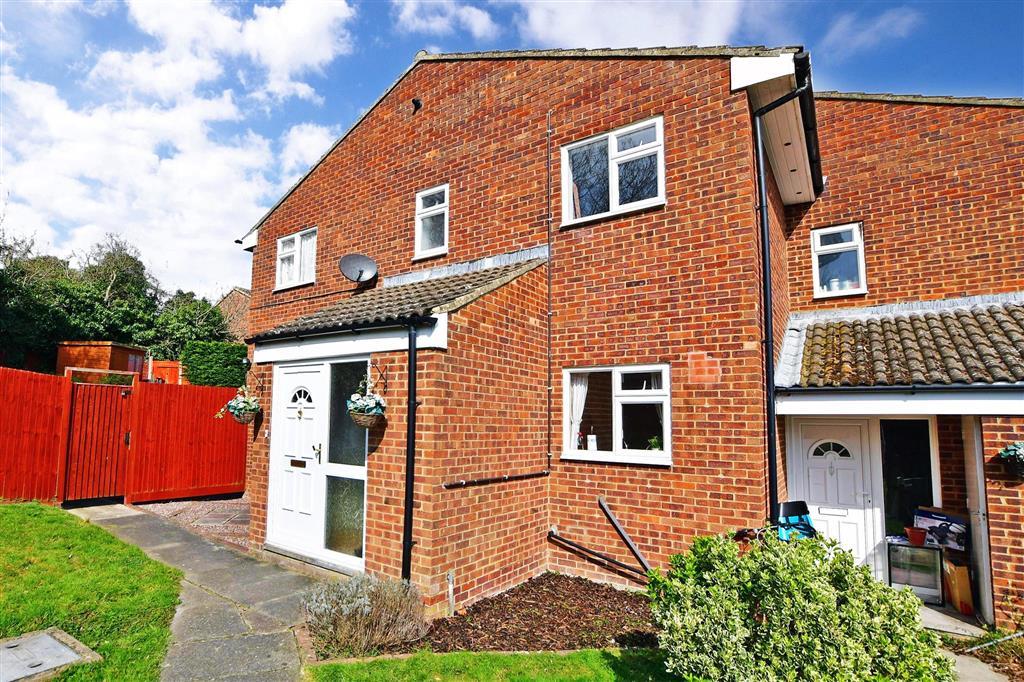 Goudhurst Close, Canterbury, Kent 2 bed semidetached house £250,000