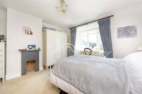 2 bedroom semi-detached house for sale, Edward Road, Farnham, Surrey, GU9
