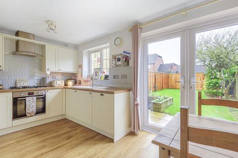 19 Ashlea Meadow, Bishops Cleeve, Cheltenham, GL52 7WG