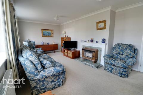 7 Leyburn Road, Skellow, Doncaster, DN6 8NG