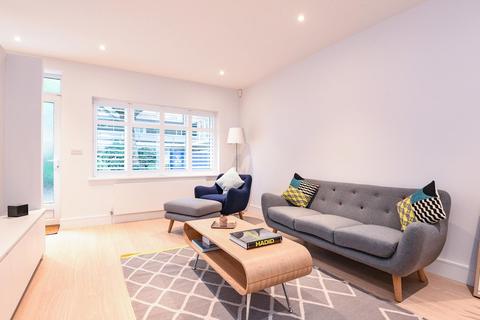 Flat 16, Dryden Court Renfrew Road, London, SE11 4NH