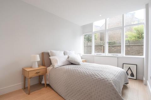 Flat 16, Dryden Court Renfrew Road, London, SE11 4NH