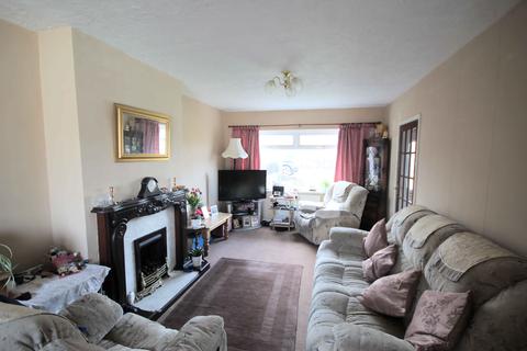 11 Cherry Tree Drive, Greetland, Halifax, HX4 8HU
