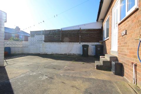 11 Cherry Tree Drive, Greetland, Halifax, HX4 8HU