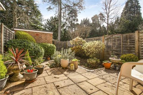 11 Englehurst, Englefield Green, Egham, TW20 0EE