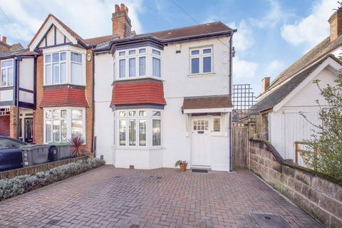 21 Kings Avenue, New Malden, KT3 4DU