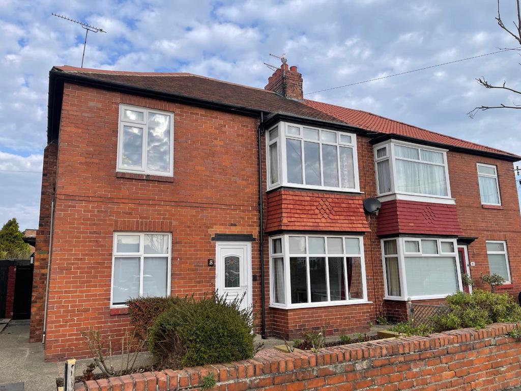 Fairfield Drive, Whitley Bay. NE25 9SL. 2 bed flat £600 pcm (£138 pw)