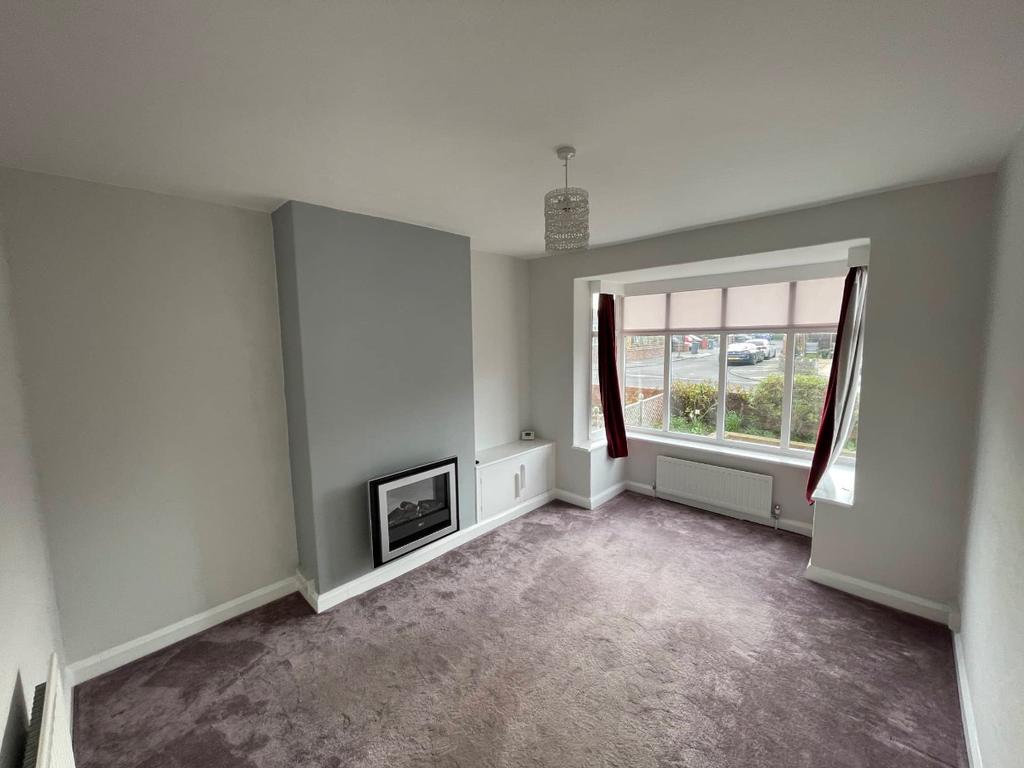 Fairfield Drive, Whitley Bay. NE25 9SL. 2 bed flat £600 pcm (£138 pw)