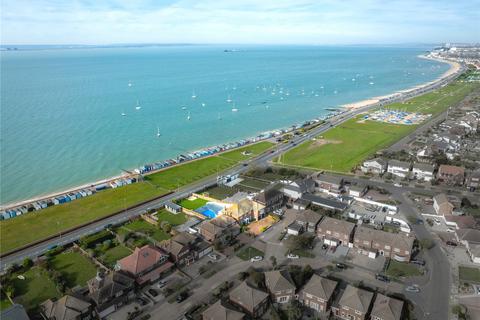 38 Lodwick, Shoeburyness, Southend-on-sea, SS3 9HW