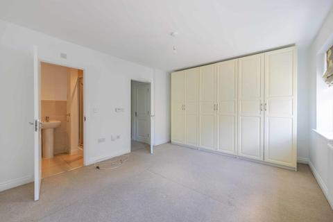 7 Lescot Place, Bromley, BR2 9TW