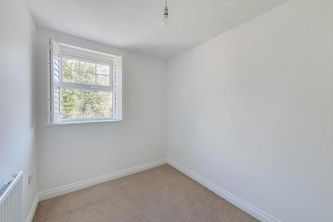 7 Lescot Place, Bromley, BR2 9TW