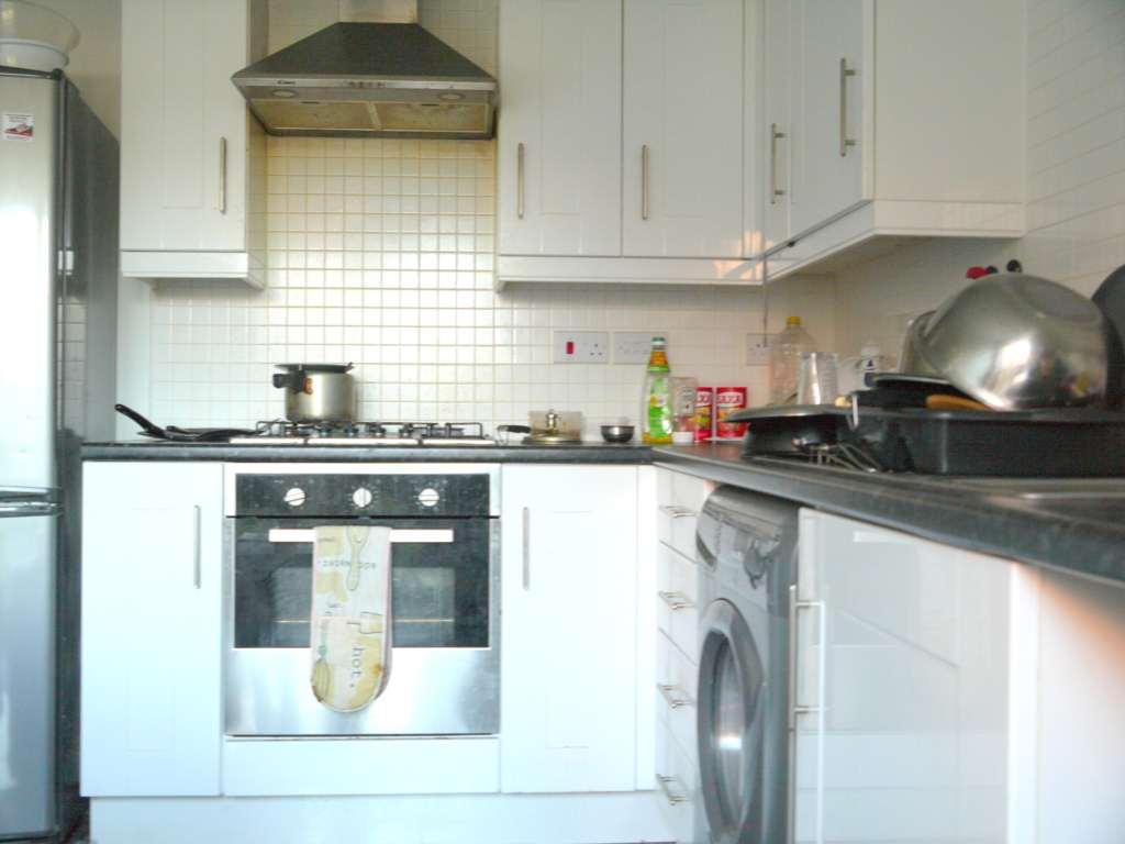 Woodhouse Lane, Wythenshawe 1 bed in a house share £480 pcm (£111 pw)