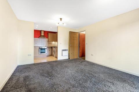 1 bedroom flat for sale, Slough,  Berkshire,  SL1