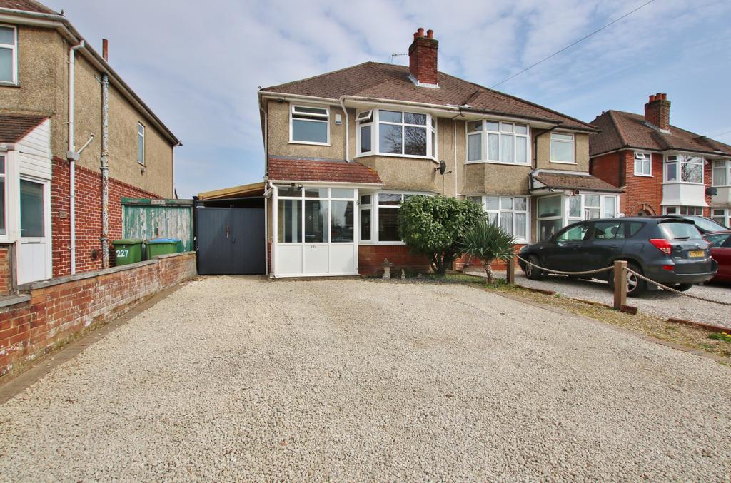 Oakley Road, Southampton 3 bed semidetached house £350,000