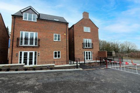 undefined, The Old Mitre, Bursnips Rd, Essington