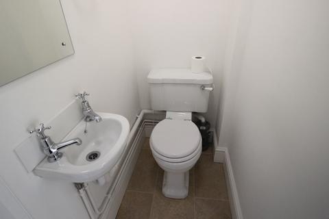 3 bedroom duplex to rent, St James Street, Monmouth, NP25
