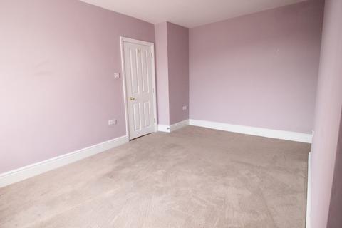 3 bedroom duplex to rent, St James Street, Monmouth, NP25