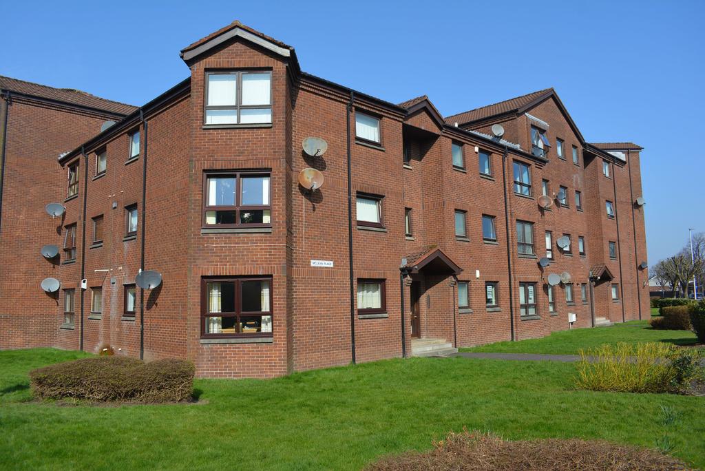 32 McLean Place, PAISLEY, PA3 2DG 1 bed flat £48,000