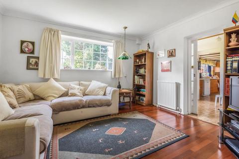 22 Greenways Drive, Ascot, SL5 9QS