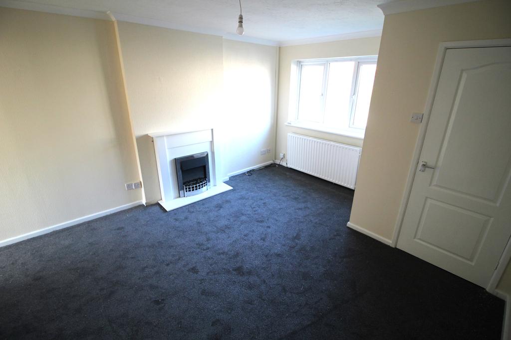 Crab Lane, Blackley M9 2 bed terraced house £600 pcm (£138 pw)