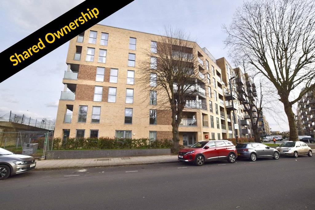 Hartland House, Lambeth, London, SW9 3 bed apartment £279,000