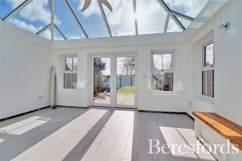 39 Mill Road, Burnham-on-crouch, CM0 8PZ
