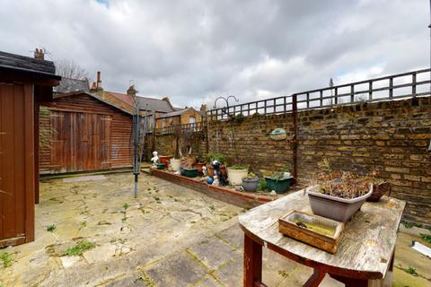 170 Ancona Road, London, SE18 1AB