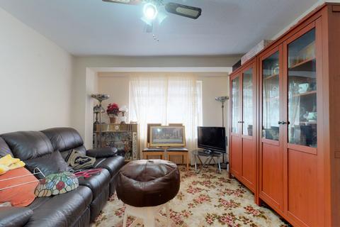 16 Elthruda Road, London, SE13 6SR