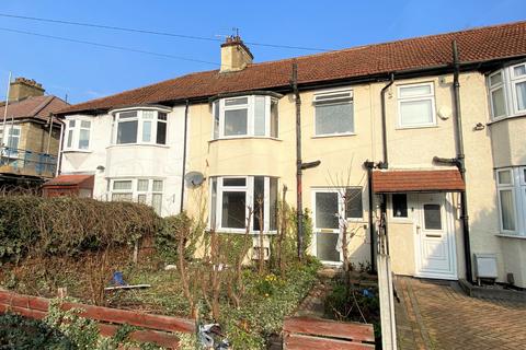 6 Weald Way, Romford, RM7 9PD