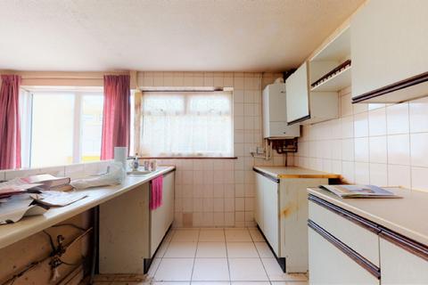 65 Hollington Road, London, E6 3QN