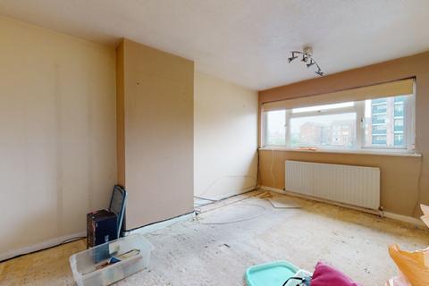 65 Hollington Road, London, E6 3QN
