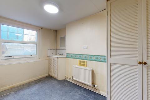 15 Edwin Street, Gravesend, DA12 1EH