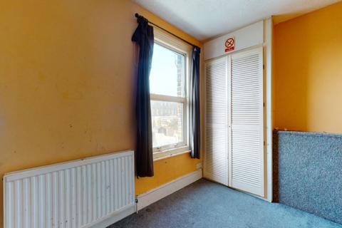 15 Edwin Street, Gravesend, DA12 1EH