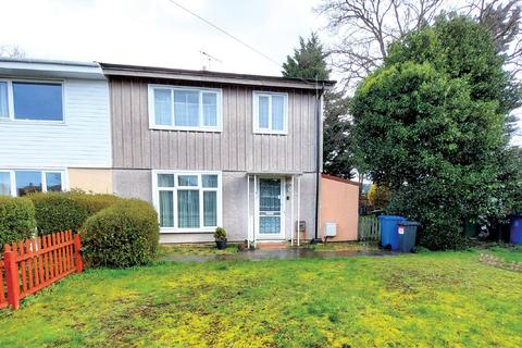 14 Dyson Close, Windsor, SL4 3LZ