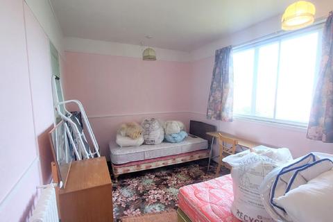 14 Dyson Close, Windsor, SL4 3LZ