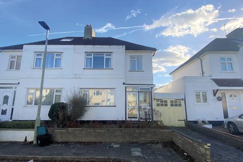 20 Daerwood Close, Bromley, BR2 8NU