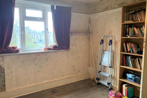11 Egerton Road, Wembley, HA0 4ES