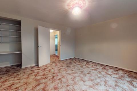 Flat 1, Chestnut Court, 16 Bramley Hill, South Croydon, CR2 6LY