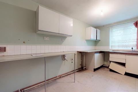 Flat 1, Chestnut Court, 16 Bramley Hill, South Croydon, CR2 6LY