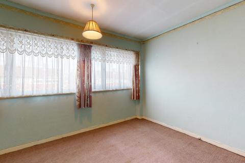 4 Guyatt Gardens, Mitcham, CR4 2LN