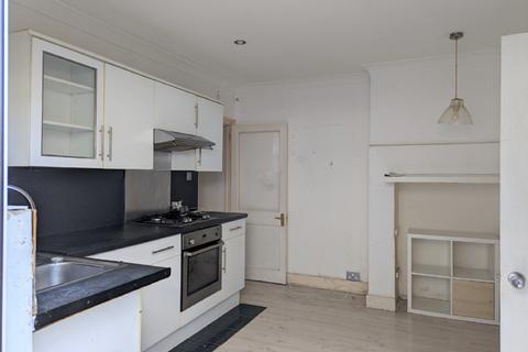 27 Lenham Road, Thornton Heath, CR7 8QT