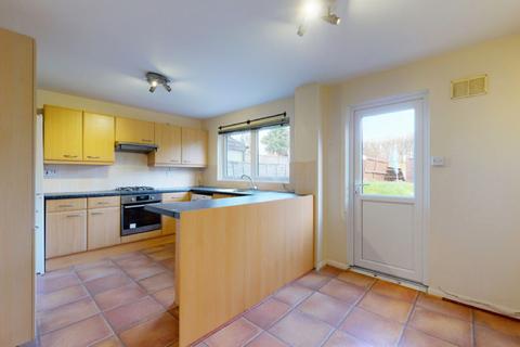 55 Hillside Close, Banstead, SM7 1ET