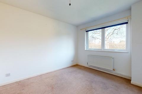 55 Hillside Close, Banstead, SM7 1ET